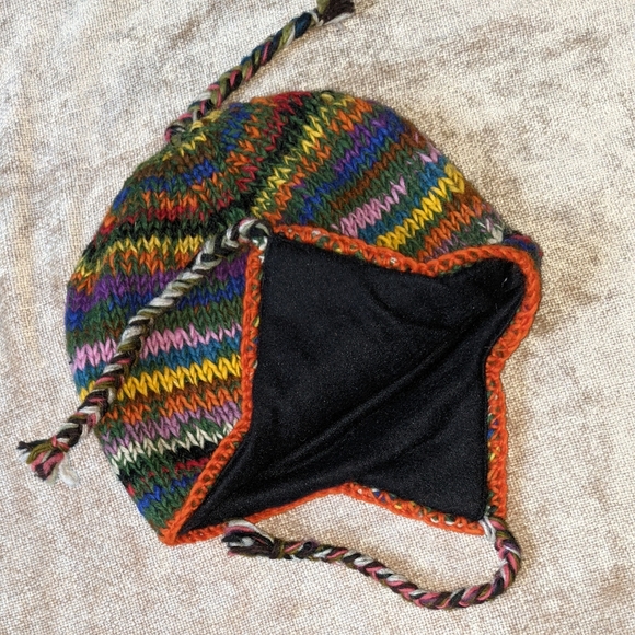 SOLD Hand knit ski and skateboard Sherpa cap - Picture 2 of 10